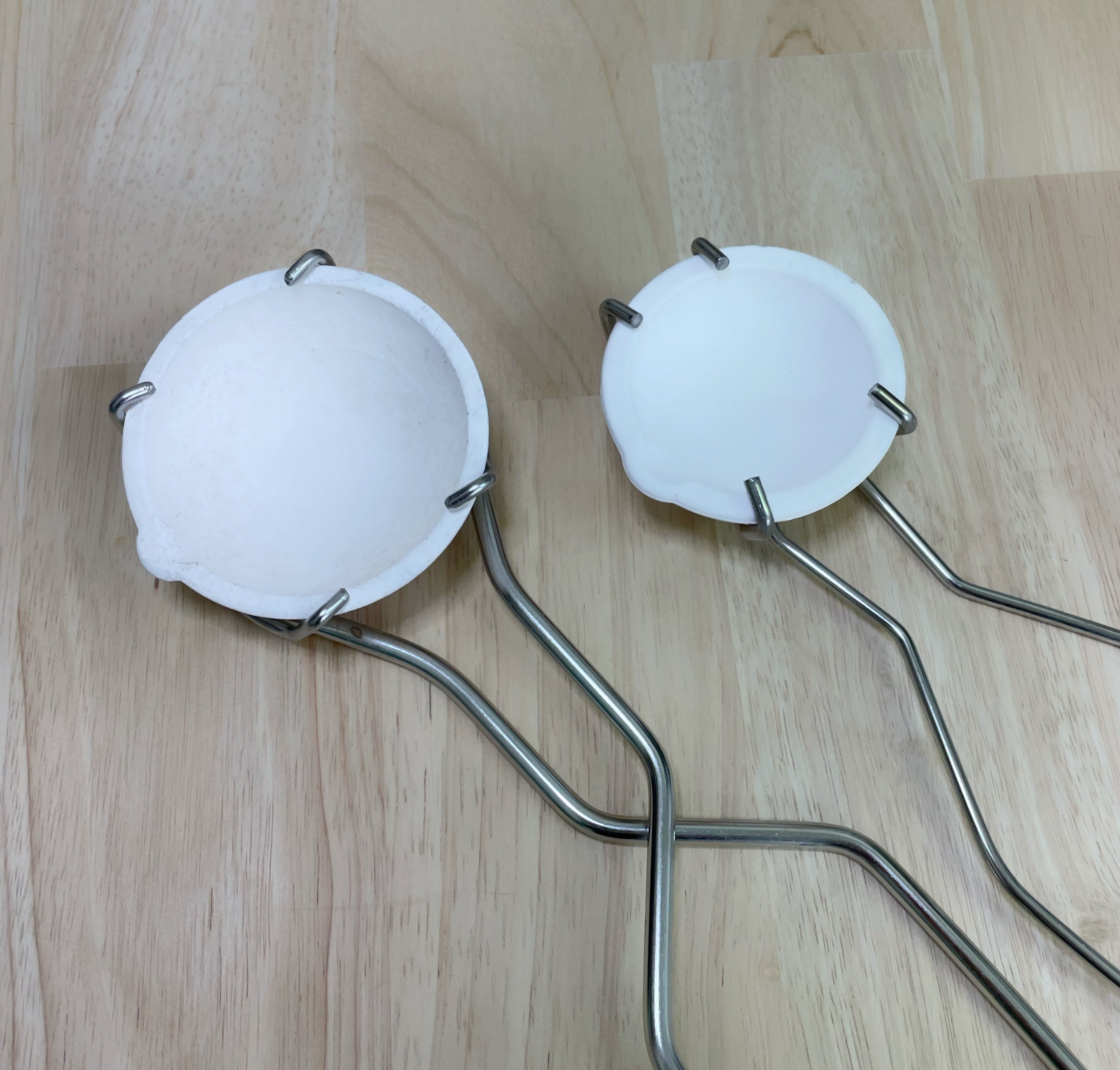 Laboratory Crucible Stand Laboratory Equipment Metal Holder Chromeplated Crucible Rack Crucible Stands Labs Crucible Shelf Lab