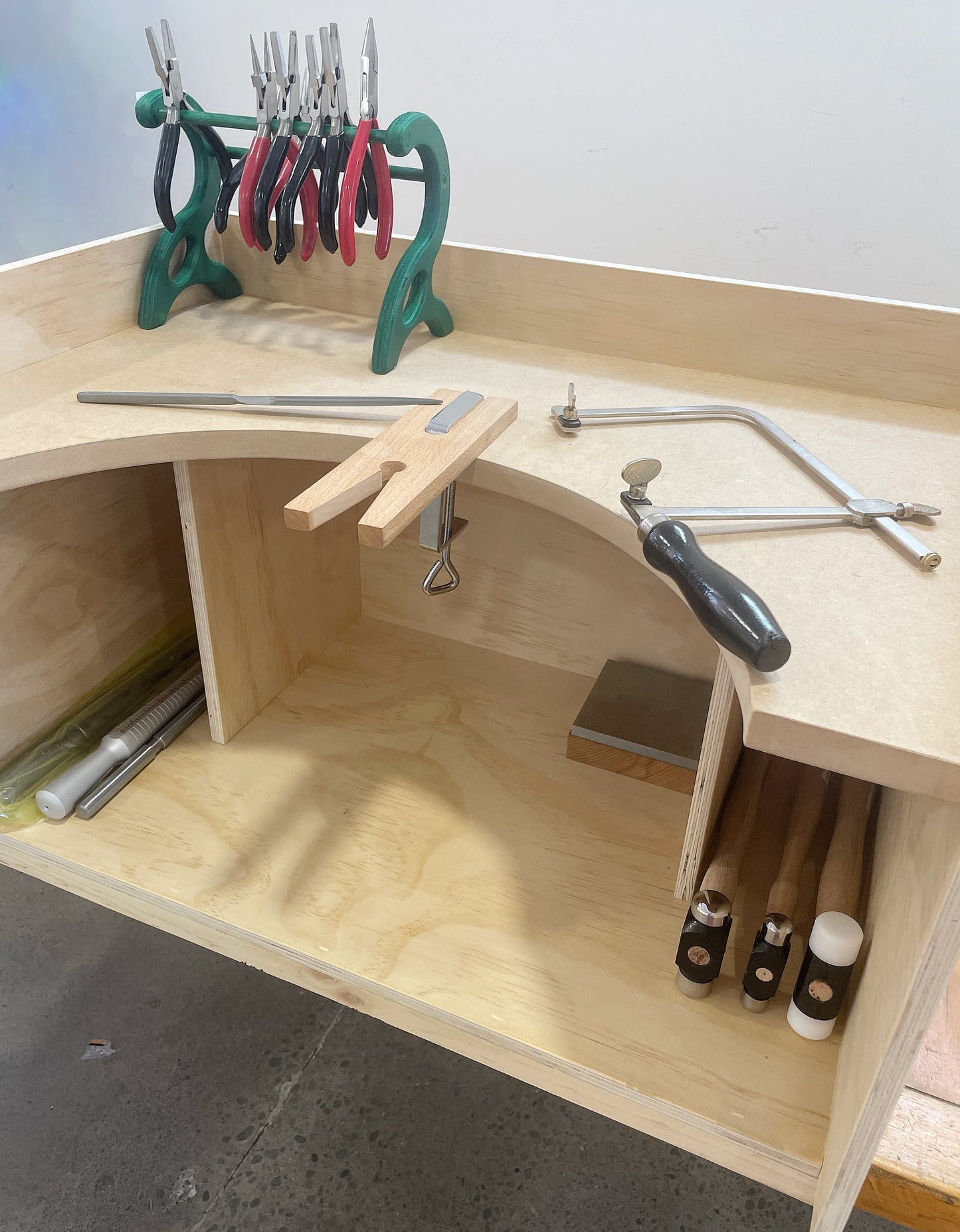 Box Style Jeweller's Bench
