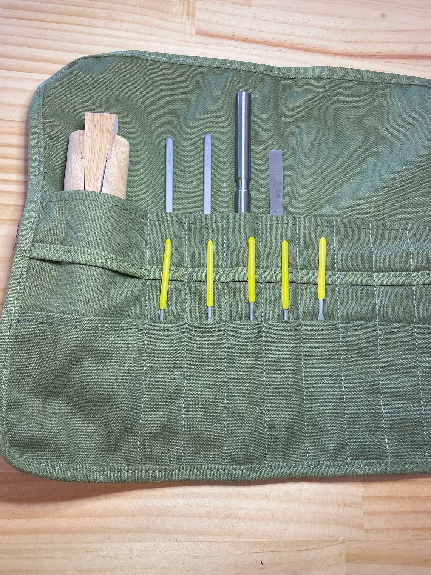 Canvas Tool Roll