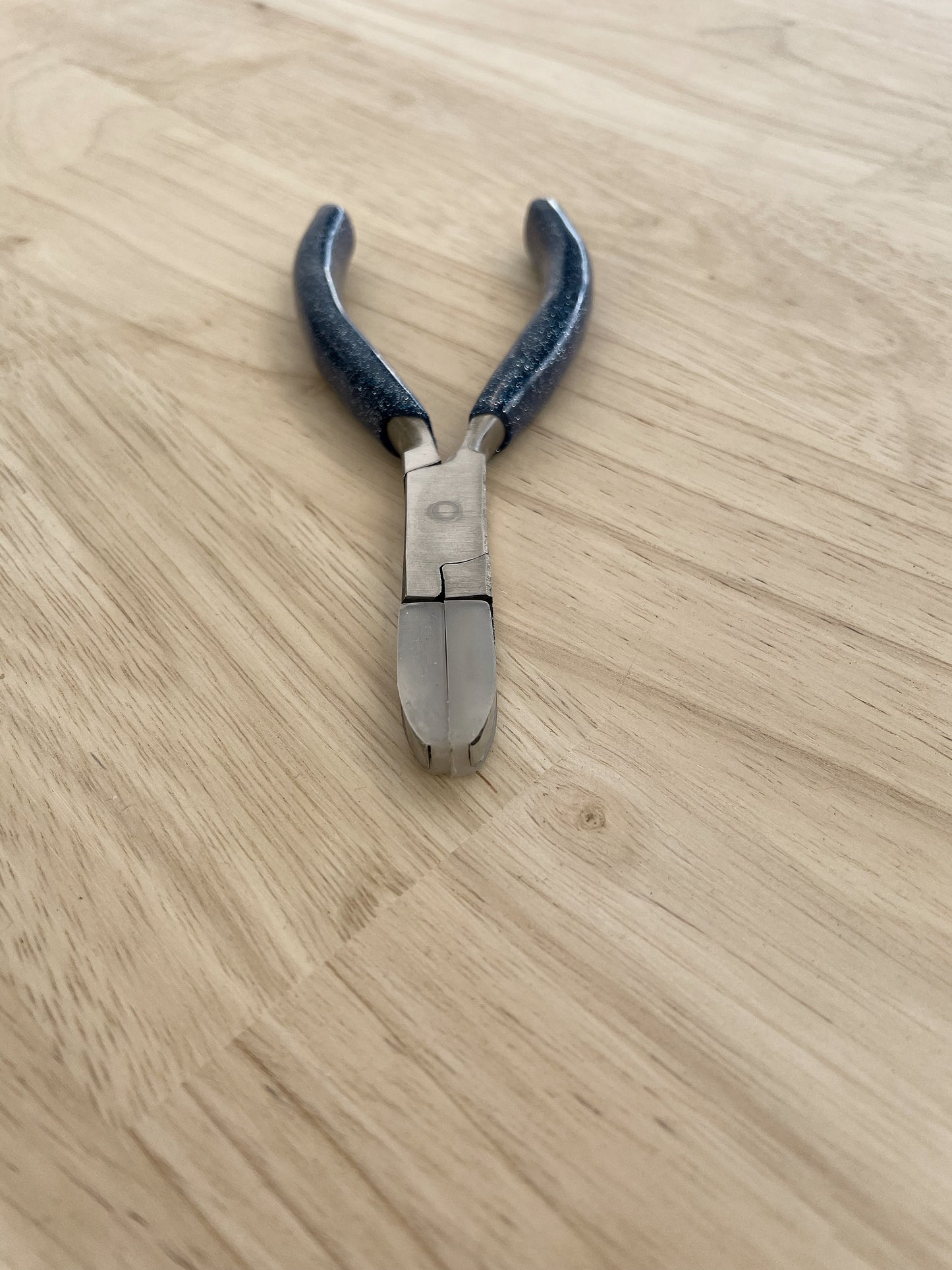 Economy Nylon Jawed Pliers