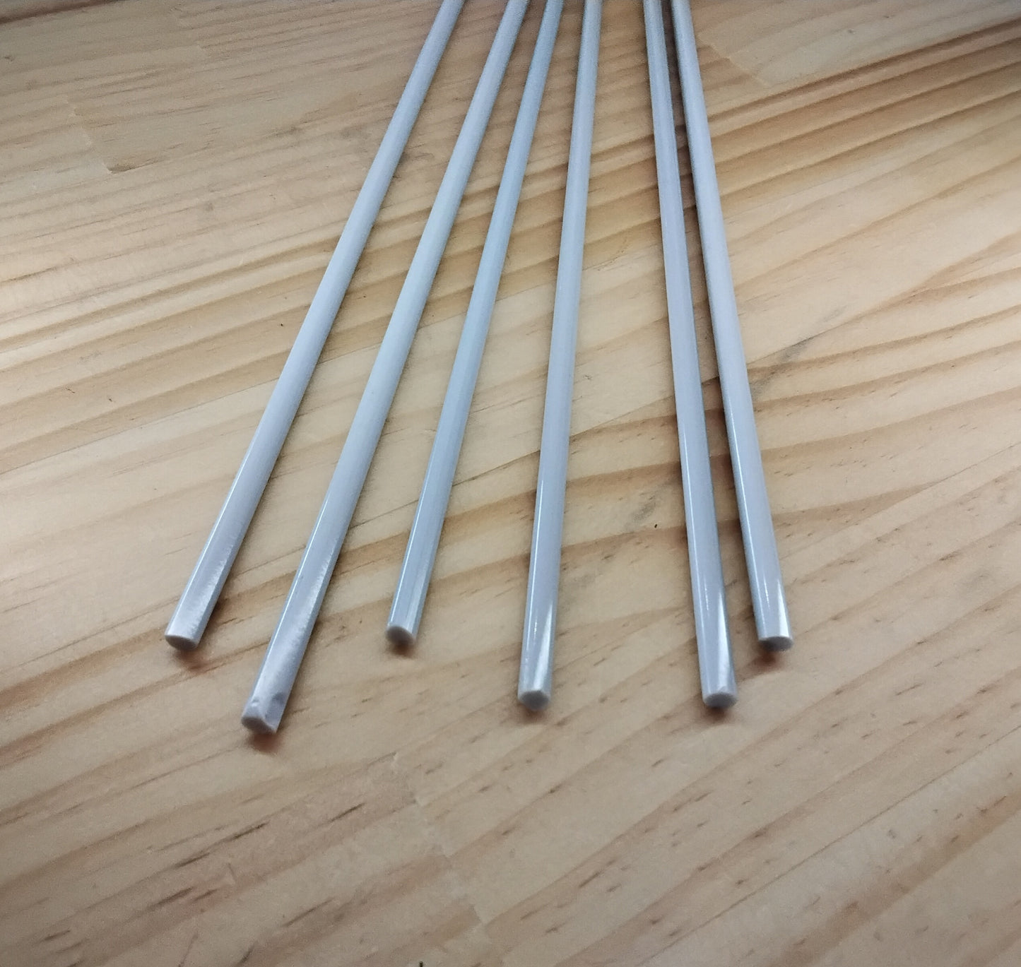 Pearl Grey: Glass Rod