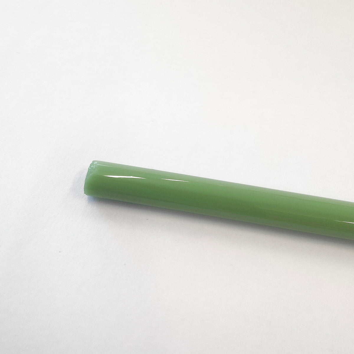 Pastel Green: Glass Rod