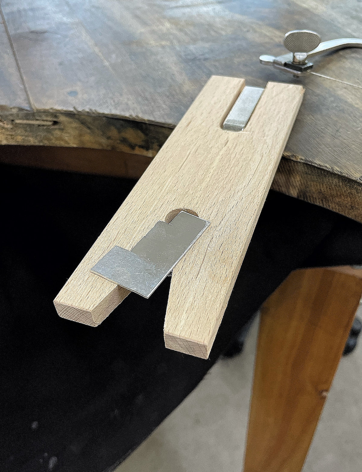 Bench Pin with G Clamp – Workspace Tools