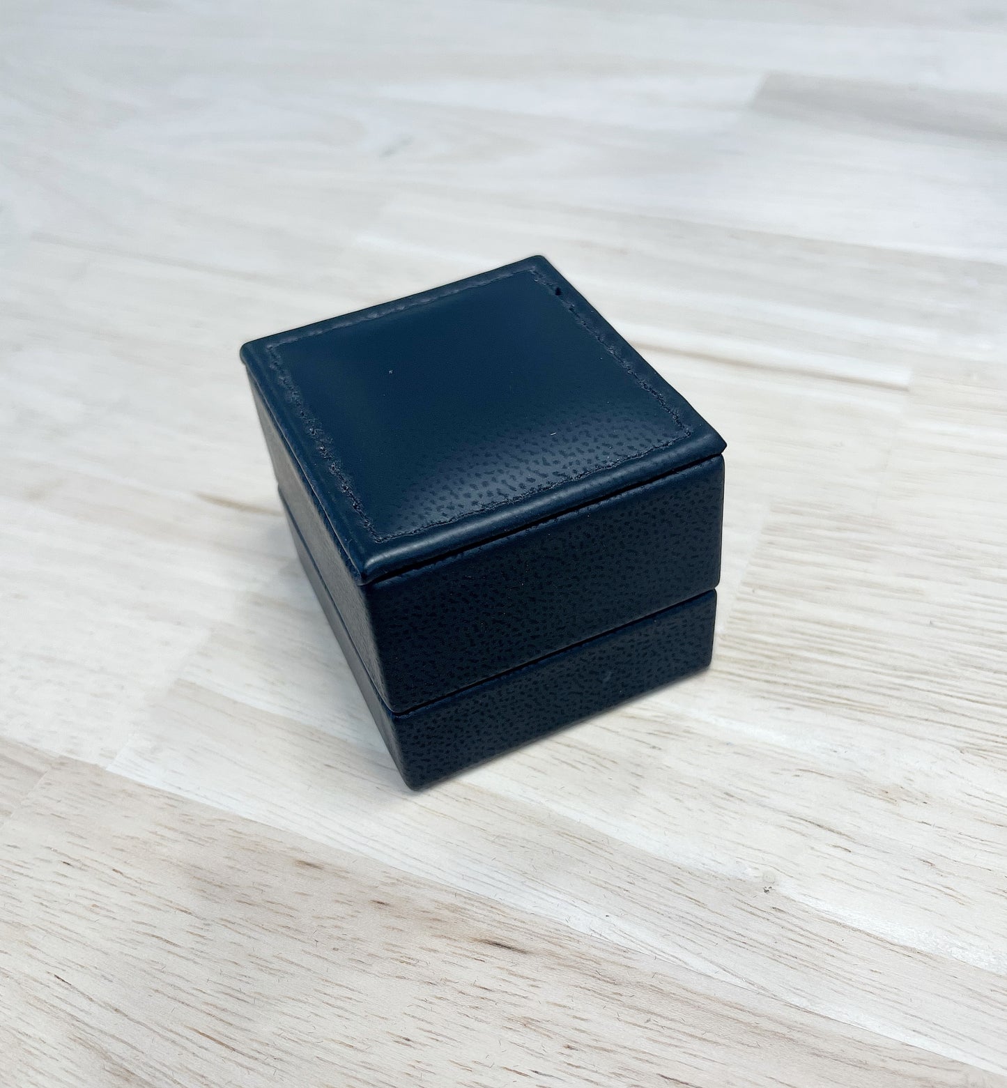 Deluxe Ring Box