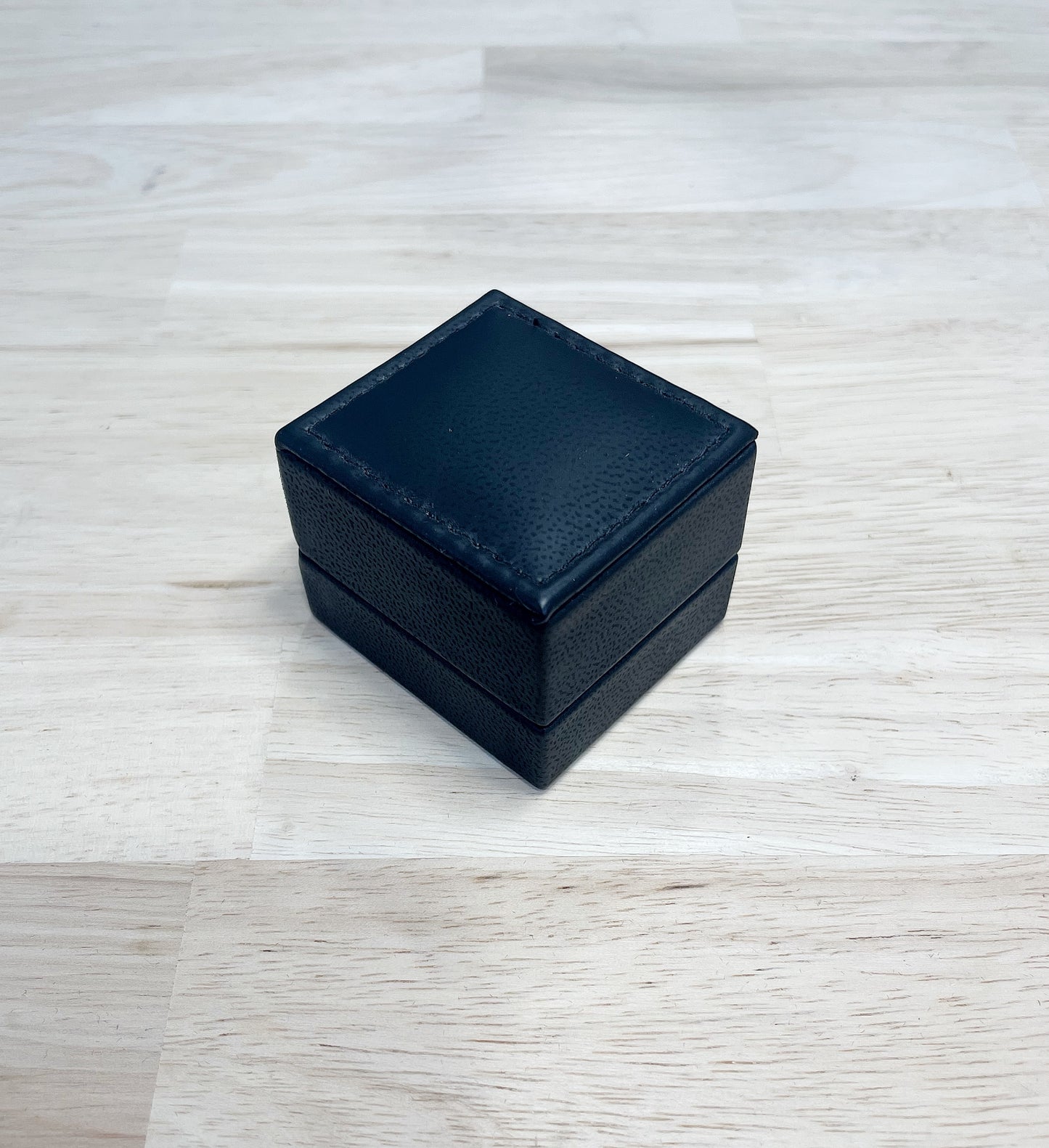 Deluxe Ring Box