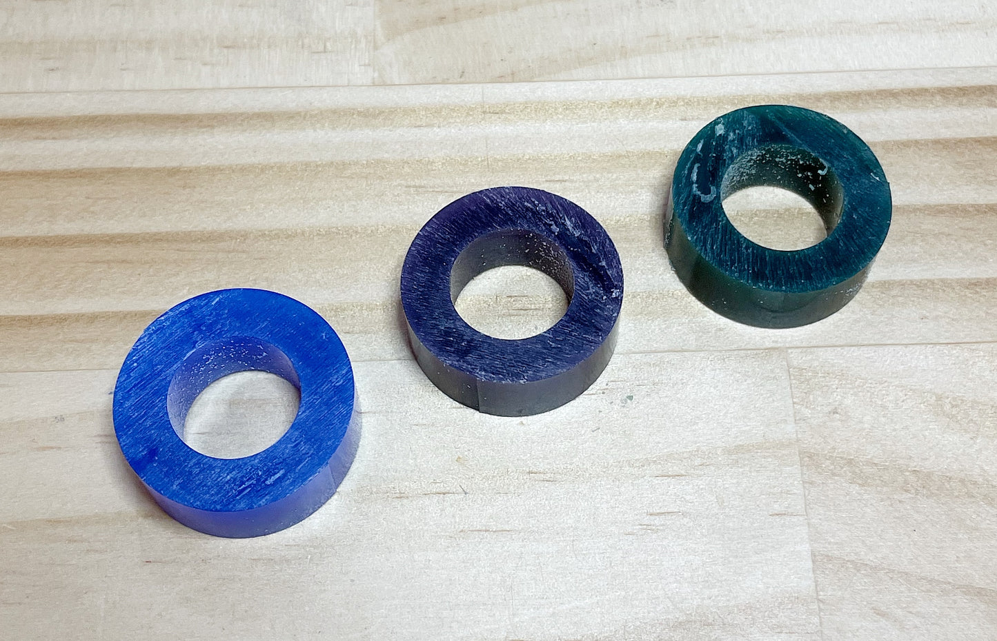 Ring Wax Slices - Centre Hole, Round
