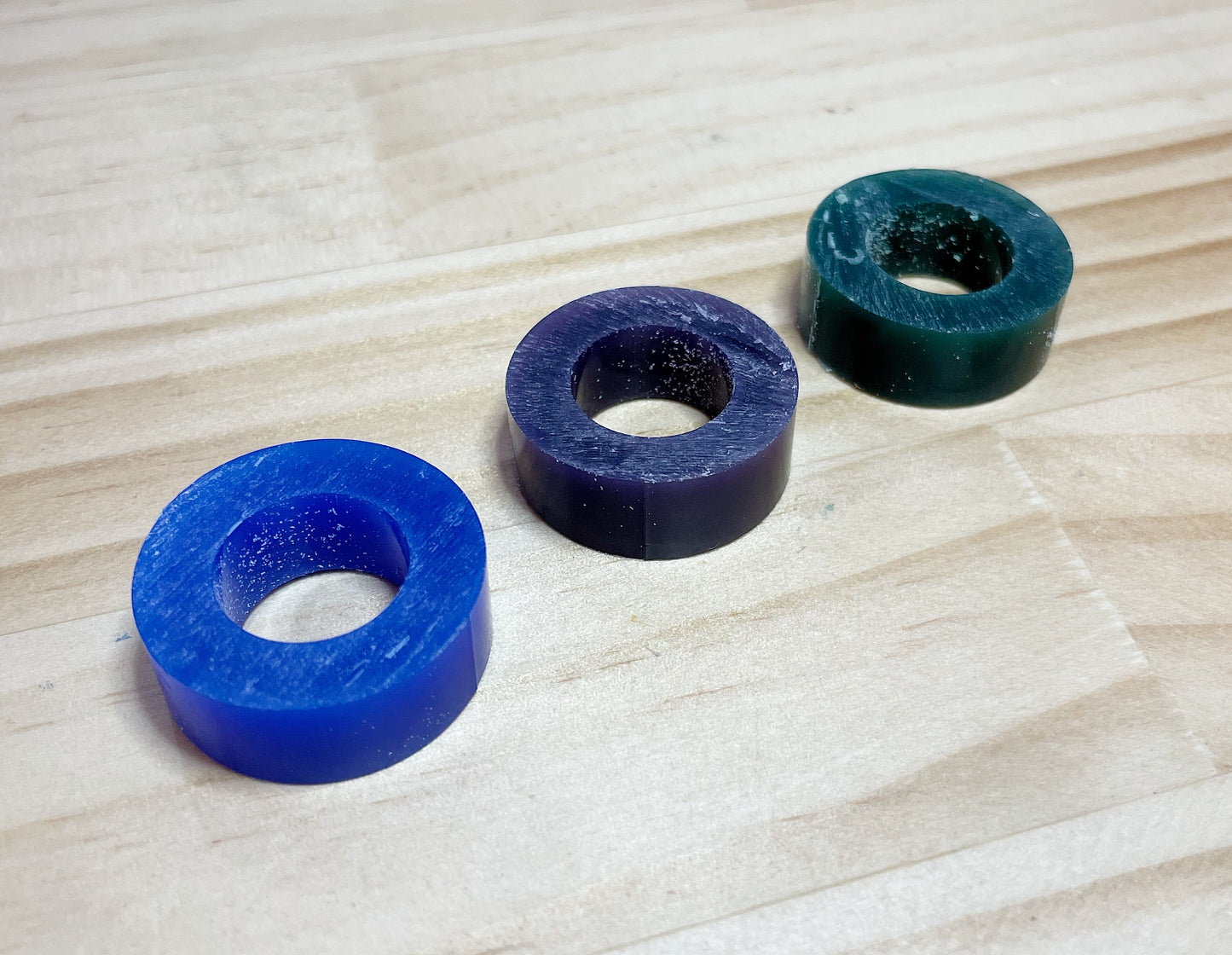 Ring Wax Slices - Centre Hole, Round