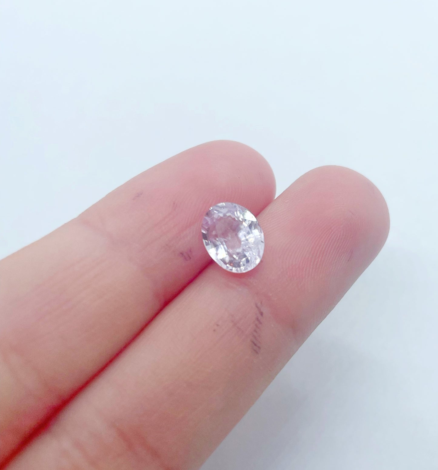 Pale Pink Sapphire - Oval Cut Facet