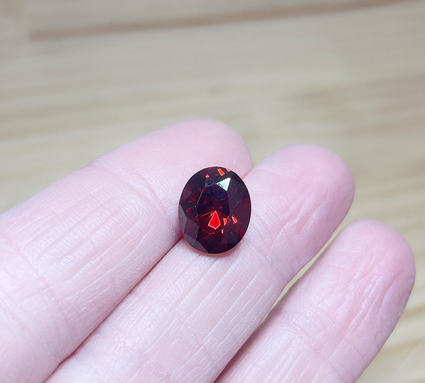 Cubic Zirconia, Garnet - Oval Cut Facet
