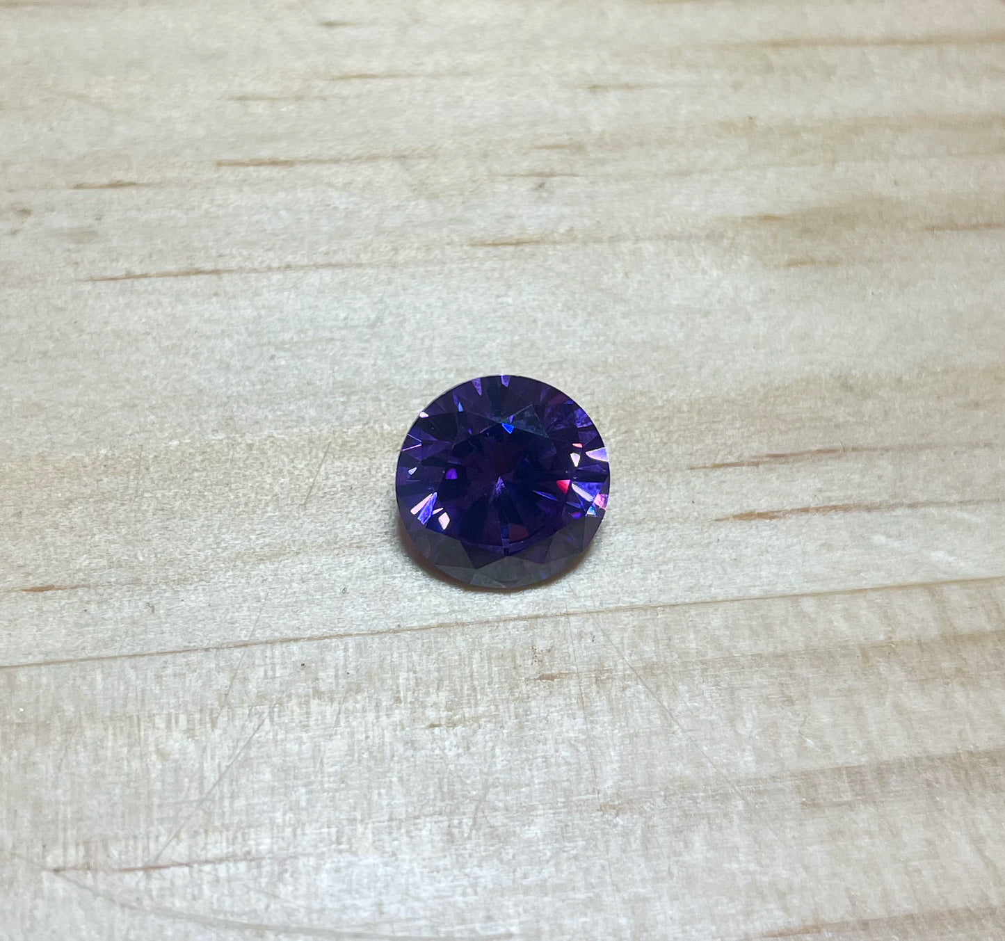 Cubic Zirconia -Grape Purple, Round
