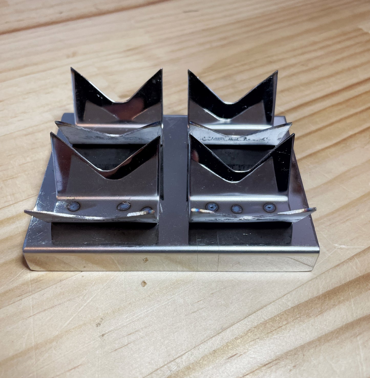 4 Trivet Enamel Stilt