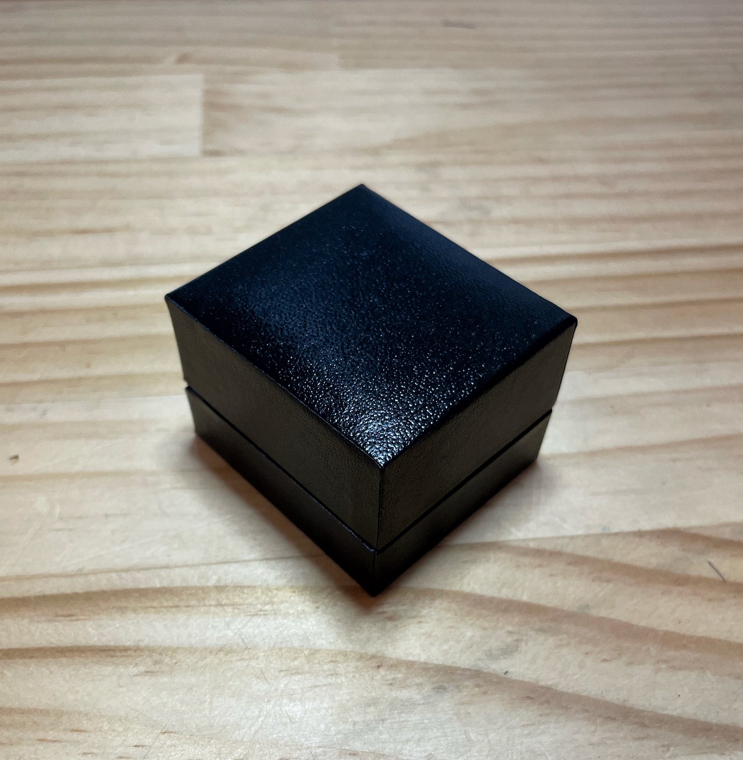 Deluxe Ring Box
