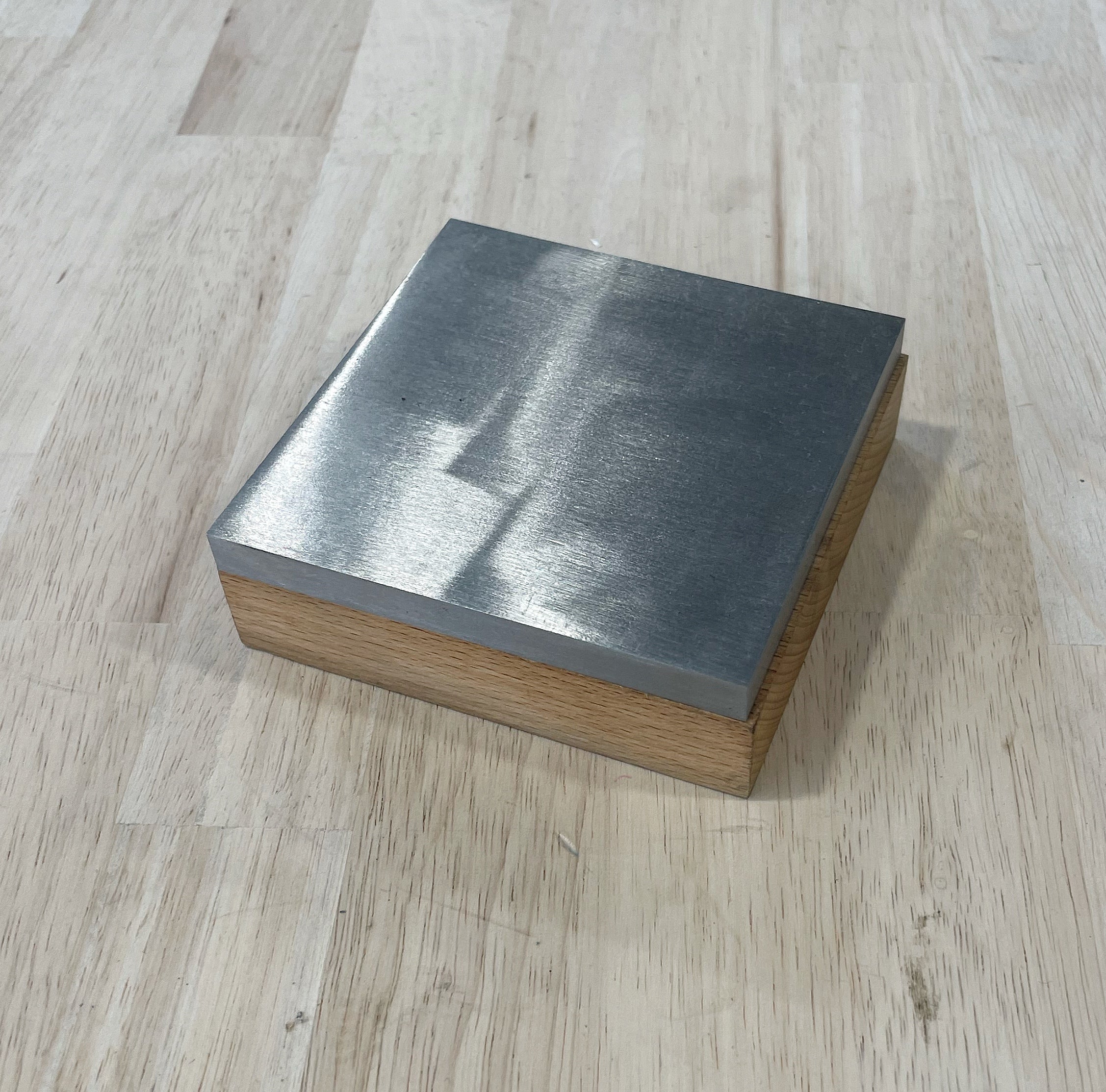 Bench Block With Wooden Base – Workspace Tools