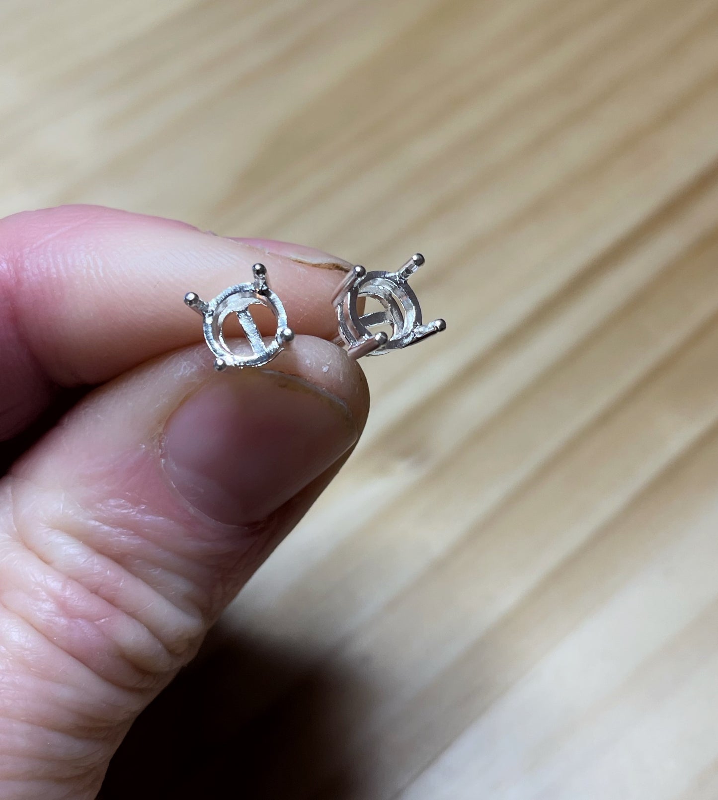 Gallery Claw Setting Studs - Sterling Silver