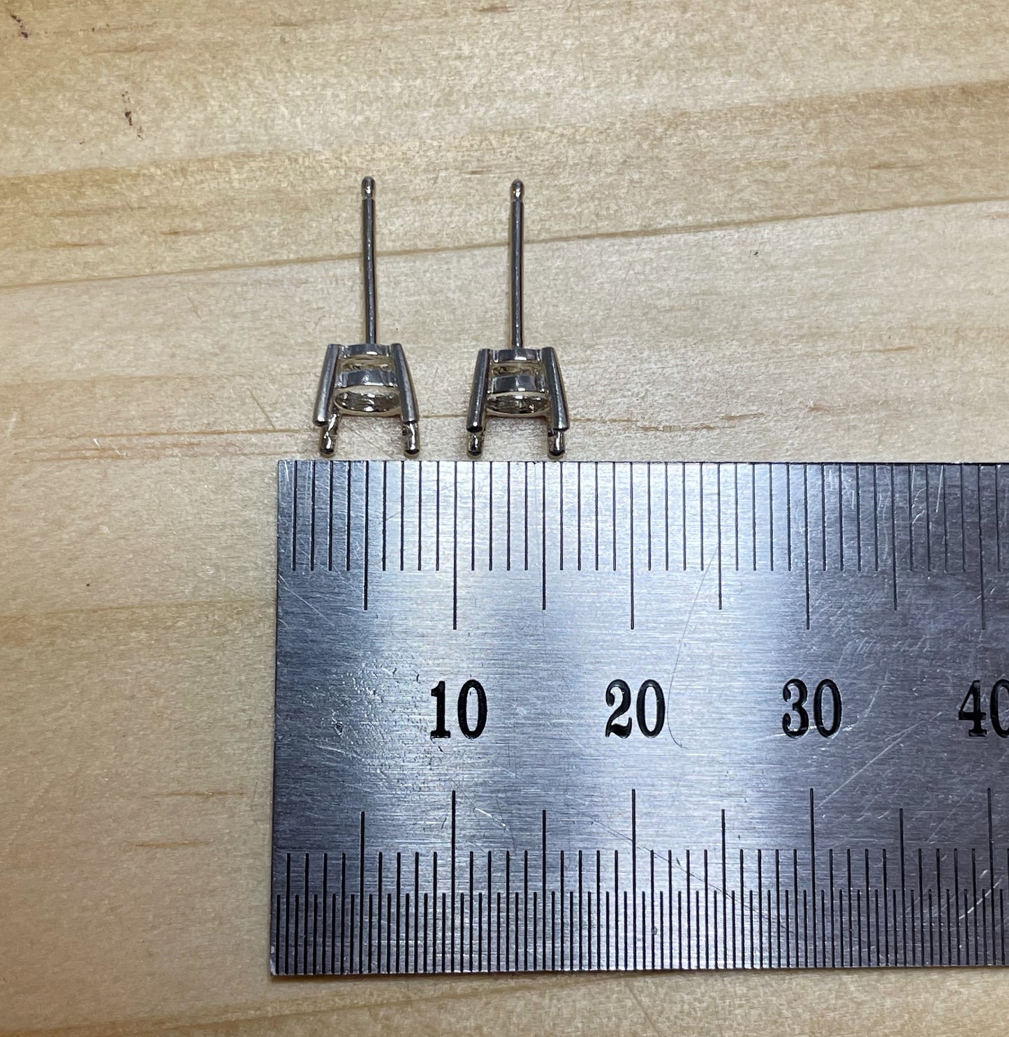 Gallery Claw Setting Studs - Sterling Silver