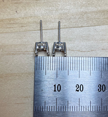 Gallery Claw Setting Studs - Sterling Silver
