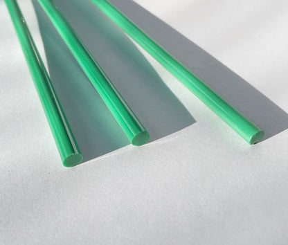 Light Grass Green Opaque: Glass Rod