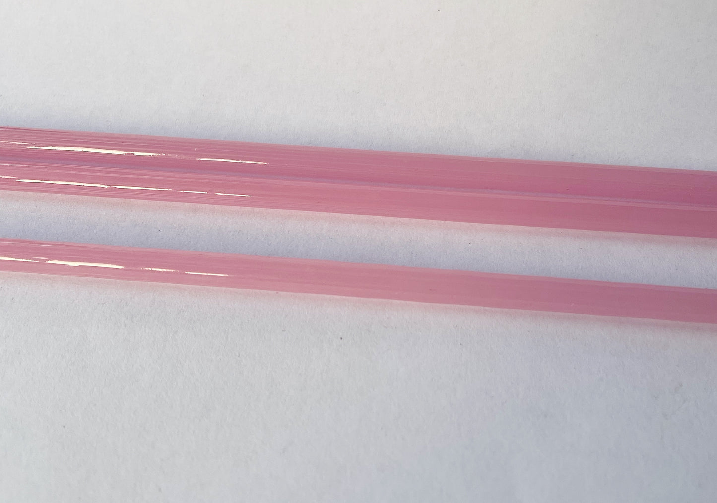 Medium Pink: Glass Rod