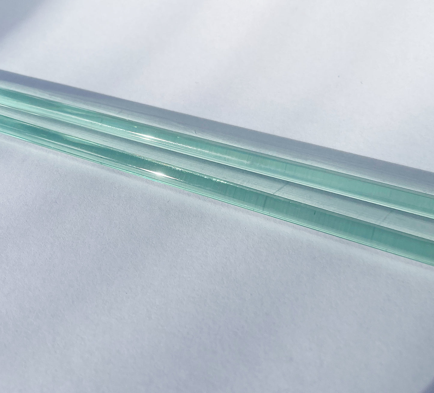 Pale Emerald Green: Glass Rod